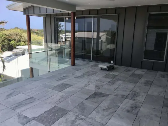 Dallage marbre gris atlantique 40.6/61 cm Ep.2 cm - Unité de vente 1.0029 m² (4 dalles)