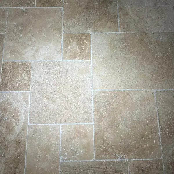 Dallage travertin mix beige rustic Opus 4 formats Ep. 1.2 cm  - Unité de vente 0.754 m²