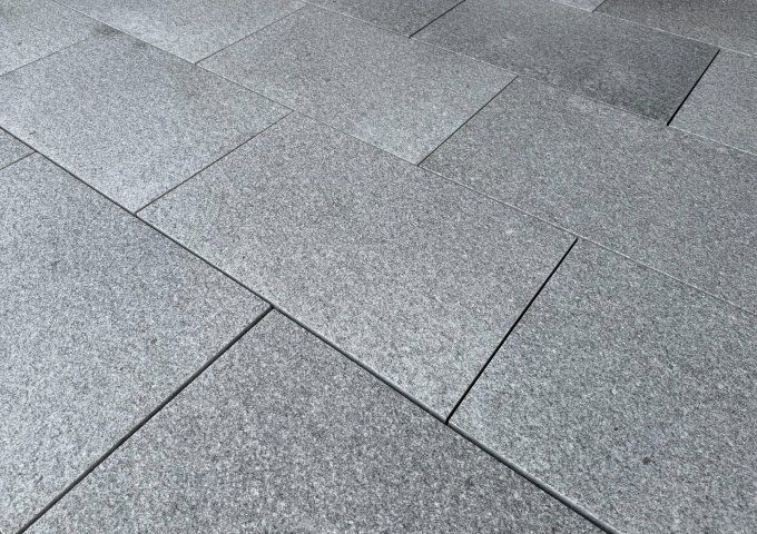 Dallage Gris Fujian - 40/60 ép. 2 cm - Unité de vente 1 m² (4 dalles)