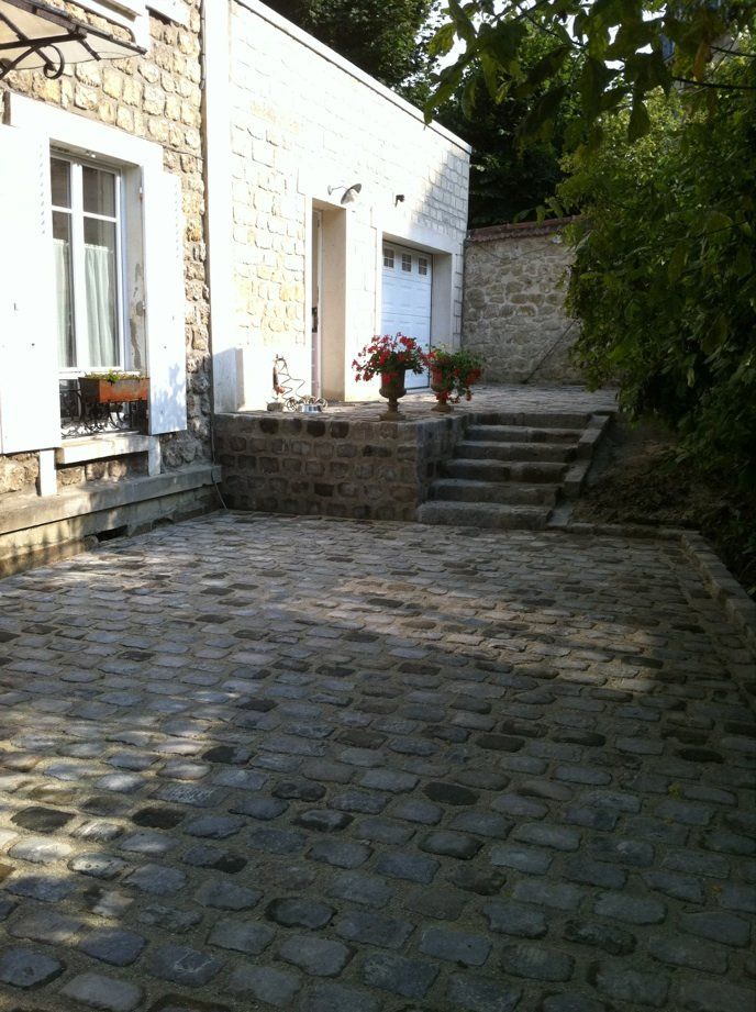 Pavés grès Fontainebleau de réemploi 14/20 ép. 14/16 cm - unité de vente 1m² ( 280 kg)