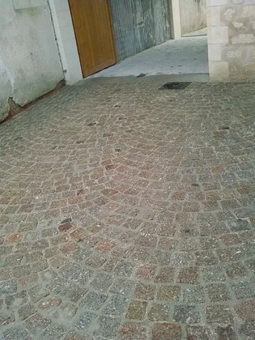 Pavé granit jaune beige 9/11 cm Ep. 4/6 cm - unité de vente : 1 m²