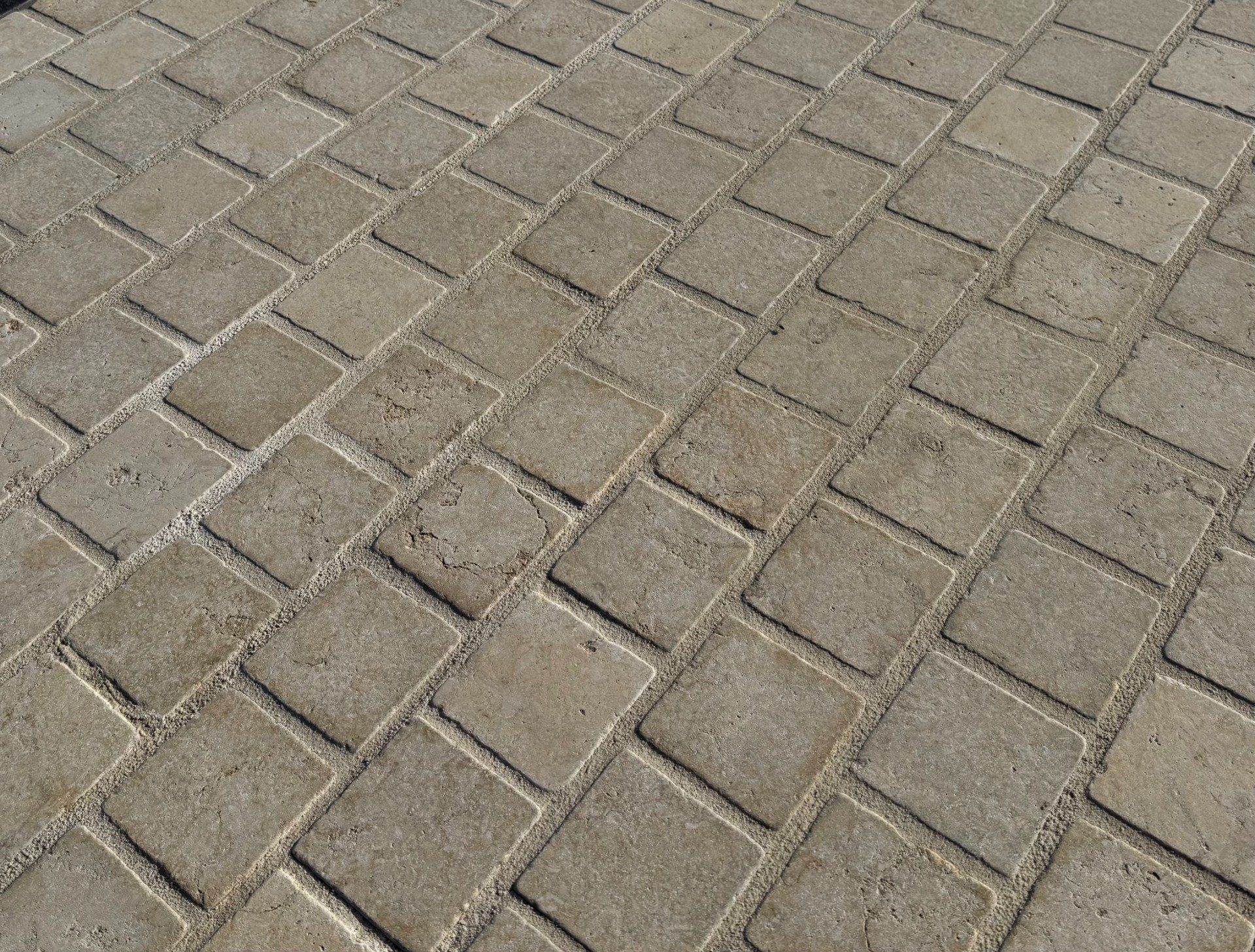 Pavés  new sunny heritage 14/14 cm Ep. 4 cm - unité de vente : 1 m² pour 42 pavés