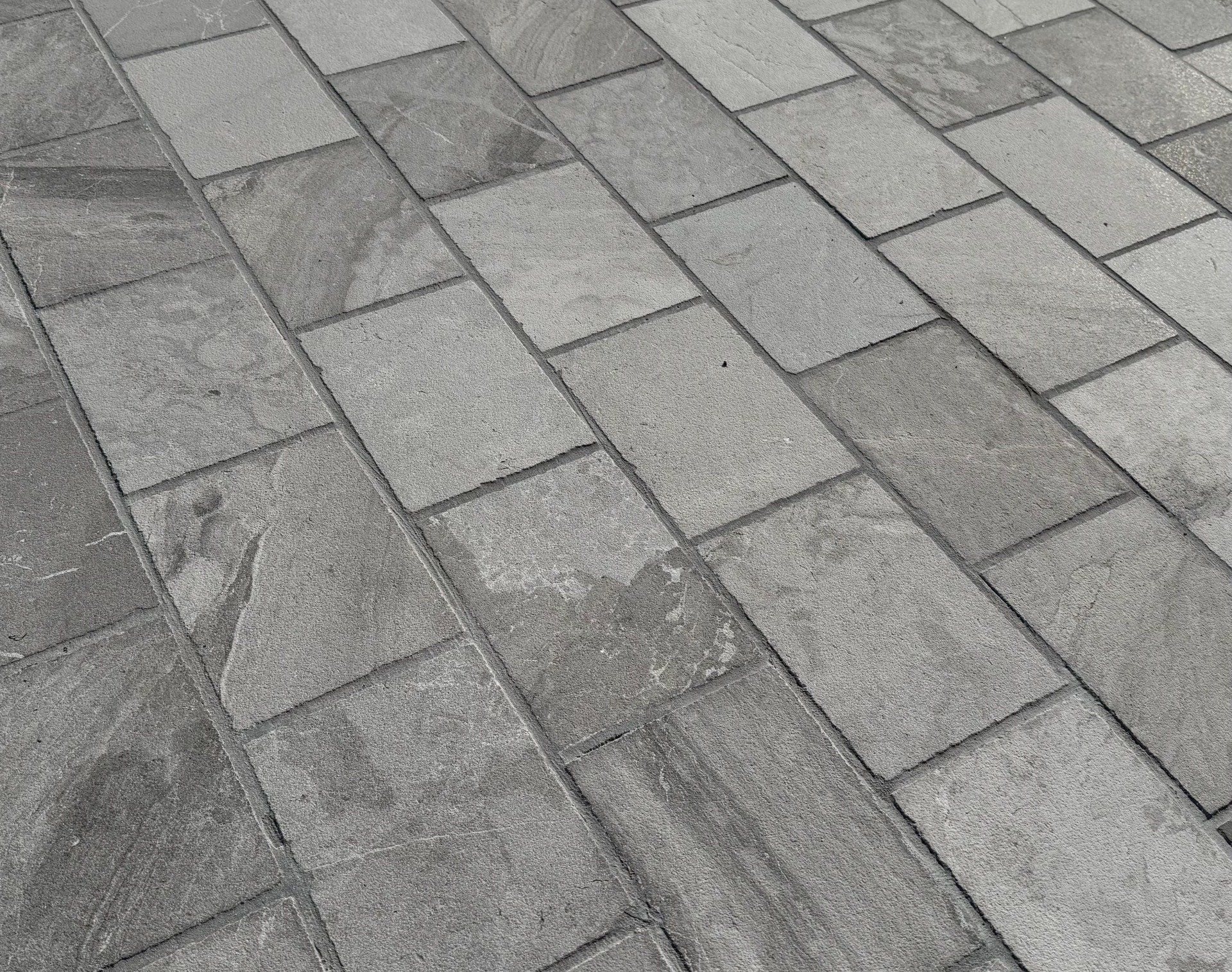 Pavé marbre gris atlantique 15.25/20.30 cm Ep. 3 cm - unité de vente : 1.0037 m² pour 29 pavés