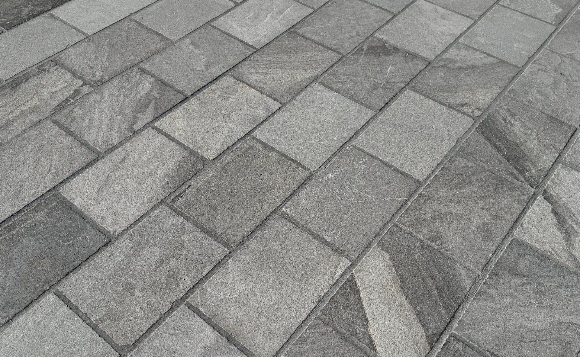 Pavé marbre gris atlantique 15.25/20.30 cm Ep. 3 cm - unité de vente : 1.0037 m² pour 29 pavés