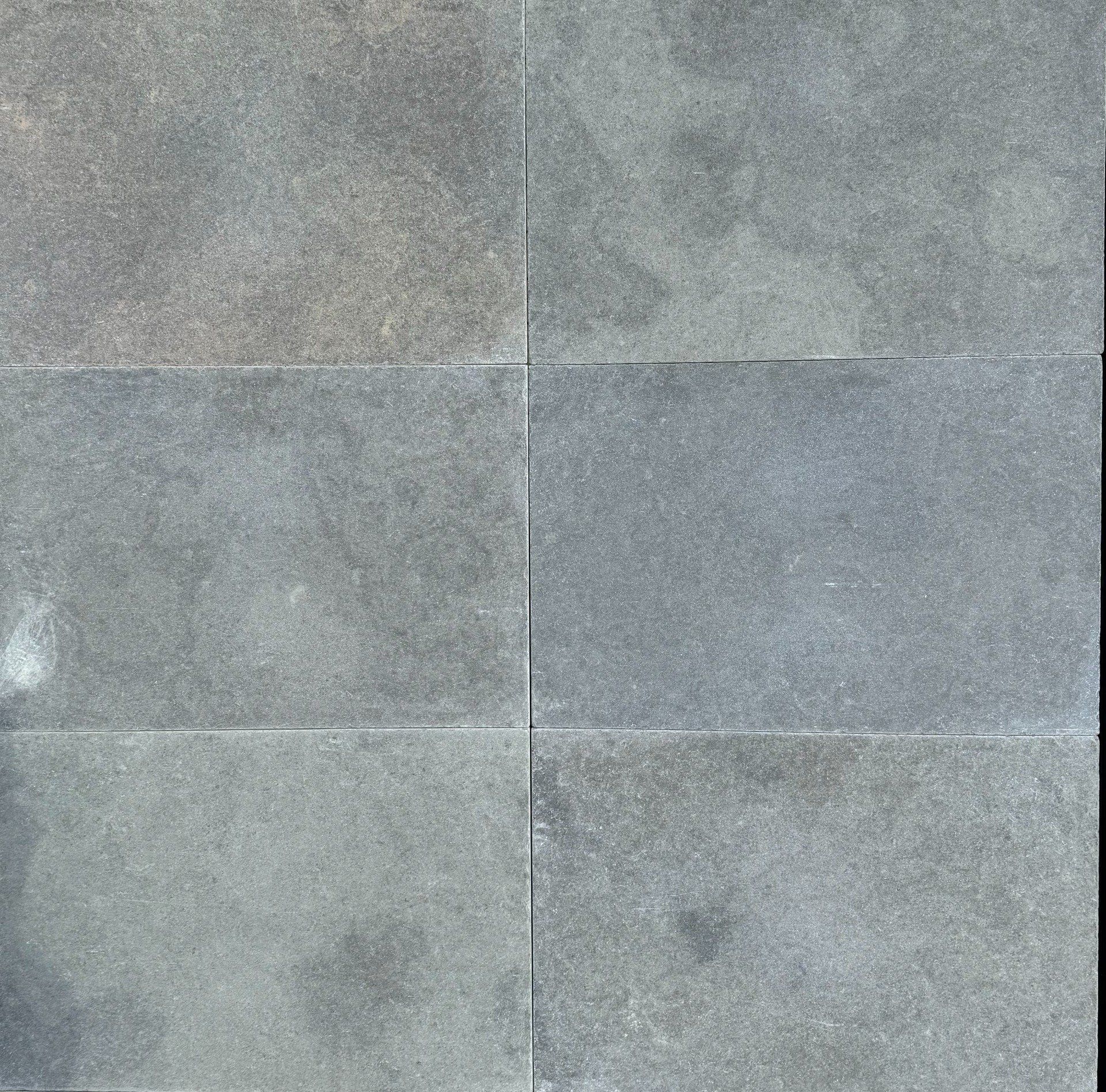 Dallage calcaire Sea Grey 40/60 cm Ep. 1.8 cm - Unité de vente 1.004 m² (4 dalles)