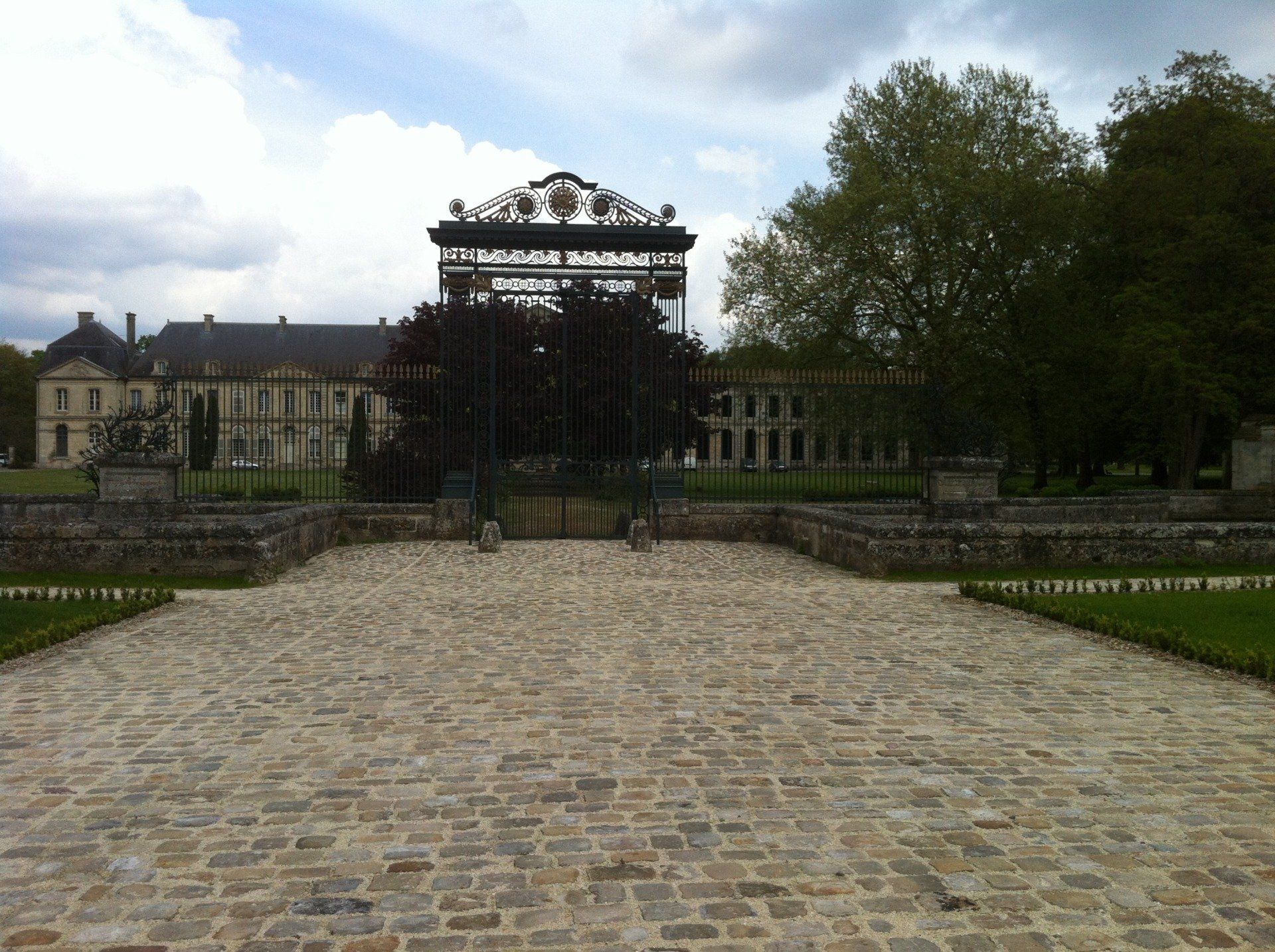 Pavé grès Napoléon de Fontainebleau 18/23 cm ép.16/23 cm - unité de vente 1m² ( 360 kg)