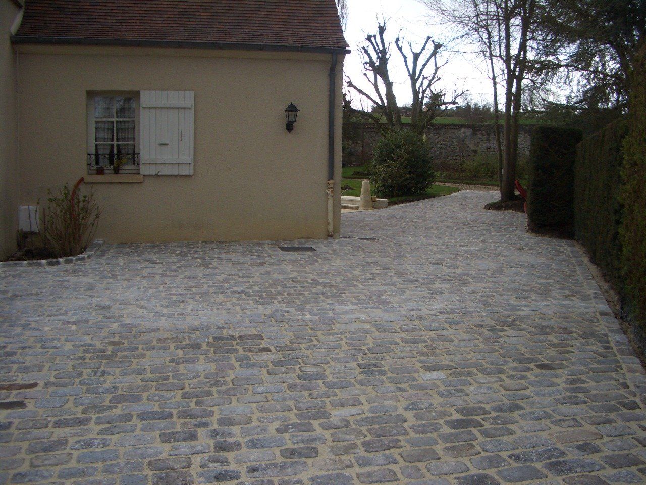 Pavés granit de réemploi 14/20 cm ép. 14/16 cm - unité de vente 1m² ( 300 kg)