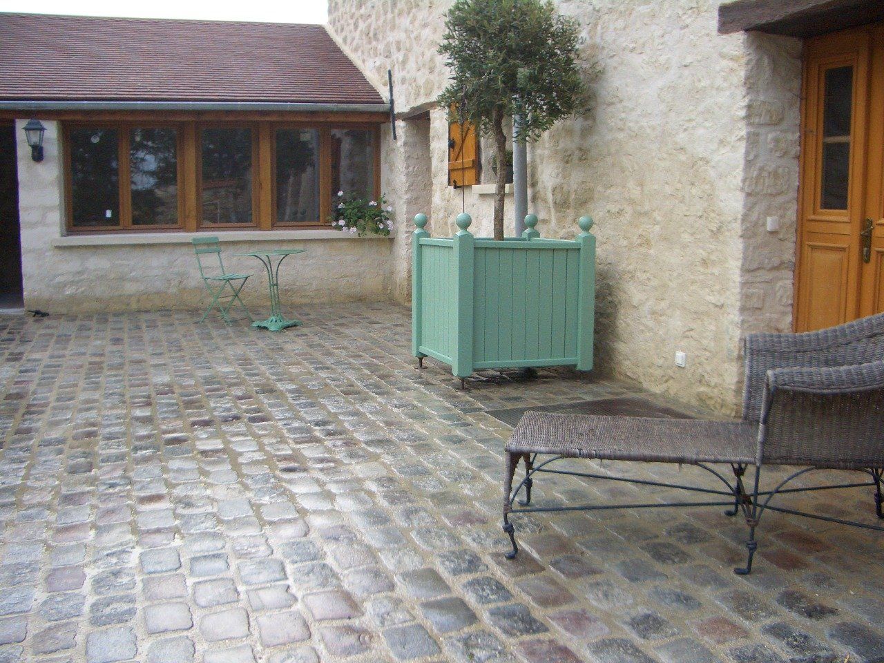 Pavés granit de réemploi 14/20 cm ép. 14/16 cm - unité de vente 1m² ( 300 kg)