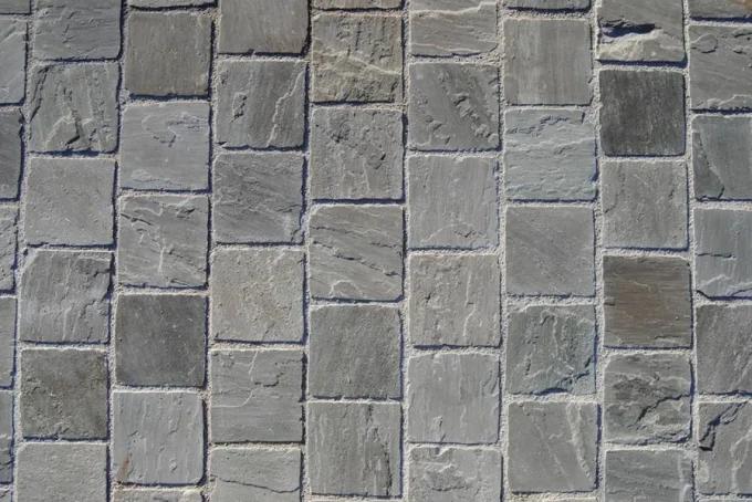 Pavés grès kandla Gris 10/10 cm Ep. 8/10 cm - unité de vente : 76 pavés pour 1 m² 