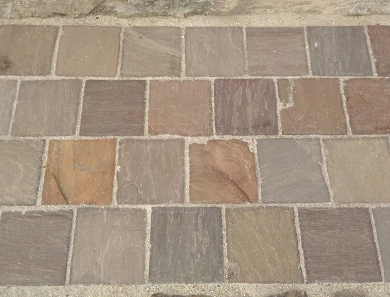 Pavés grès kandla Multi Color  20/20 cm Ep. 4/6 - unité de vente : 1 m² pour 22 pavés