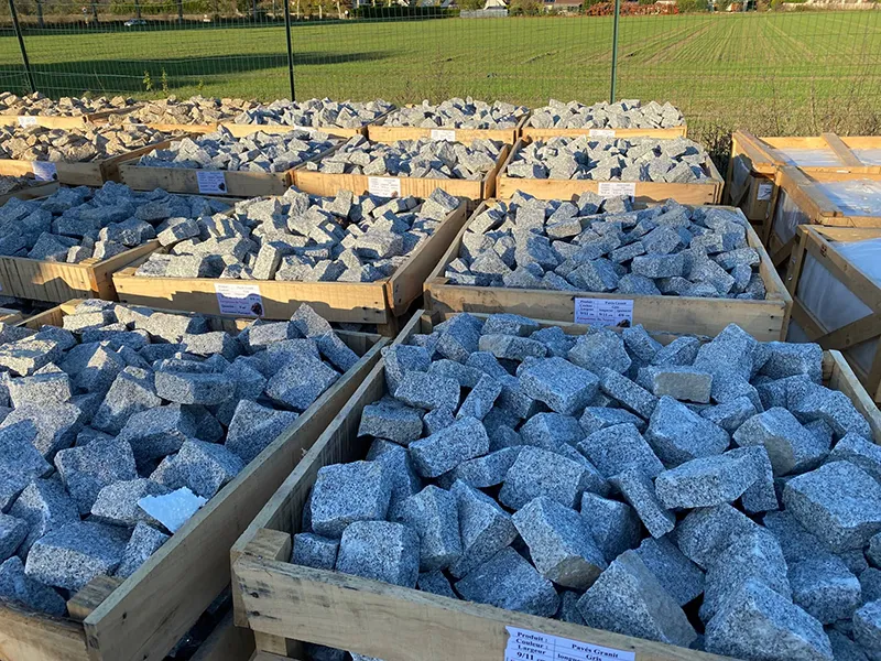 Pavé granit gris 9/11 cm Ep. 4/6 cm - unité de vente : 1 m²