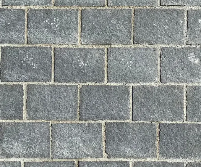 Pavés  calcaire Tandur grey 14/14 cm Ep. 3/5 cm - unité de vente : 1 m² pour 42 pavés